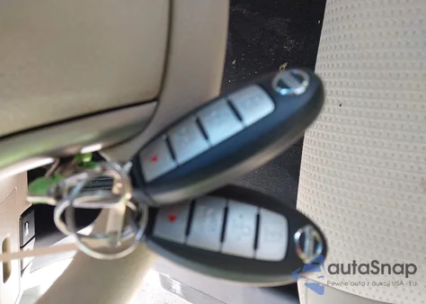 2015 Nissan Altima 2.5/S/Sv/Sl z USA, uszkodzony, nr VIN 1N4AL3AP9FC201952